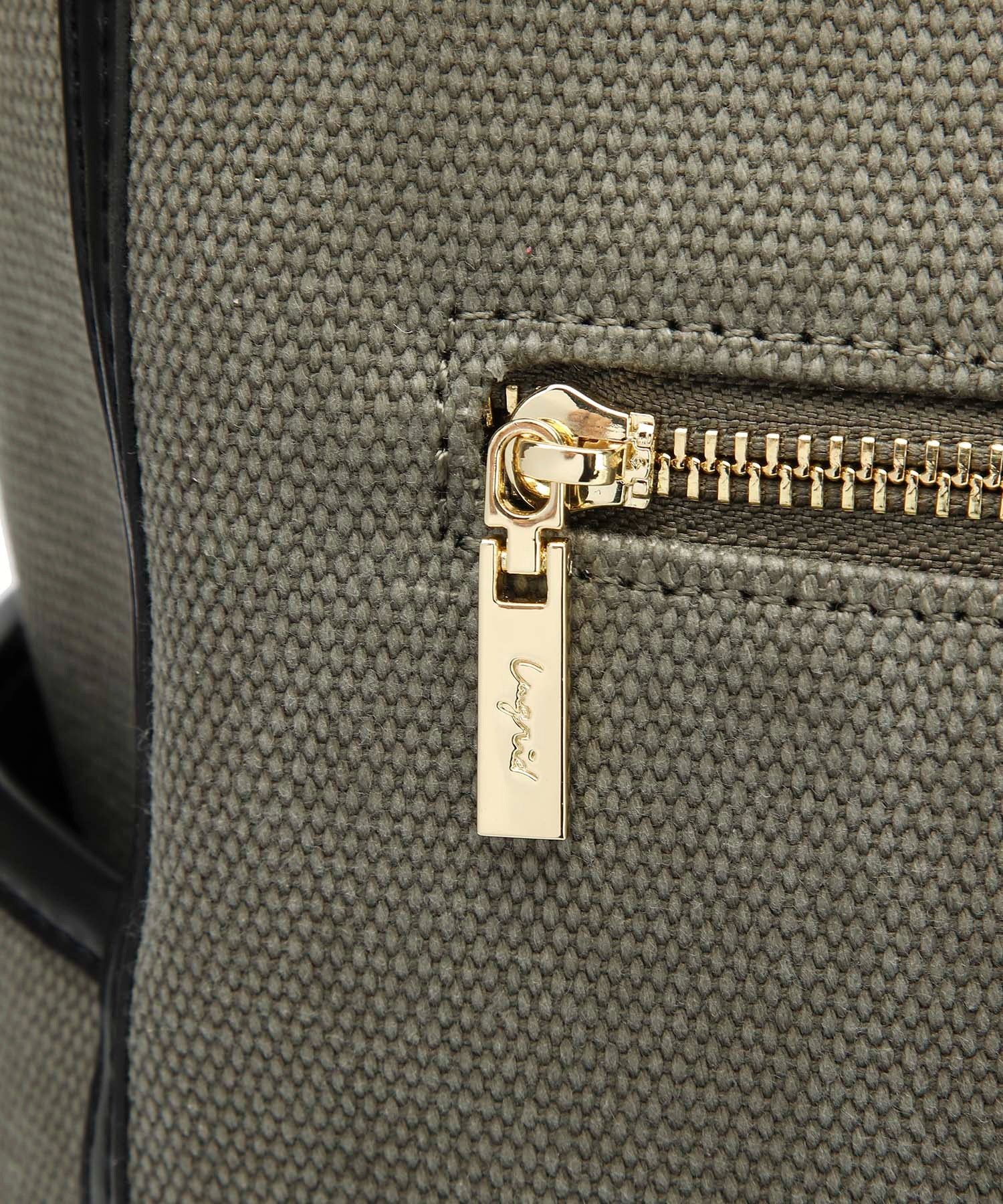 ナチュラルコットン縦長Ａ4トート  チャーム付き