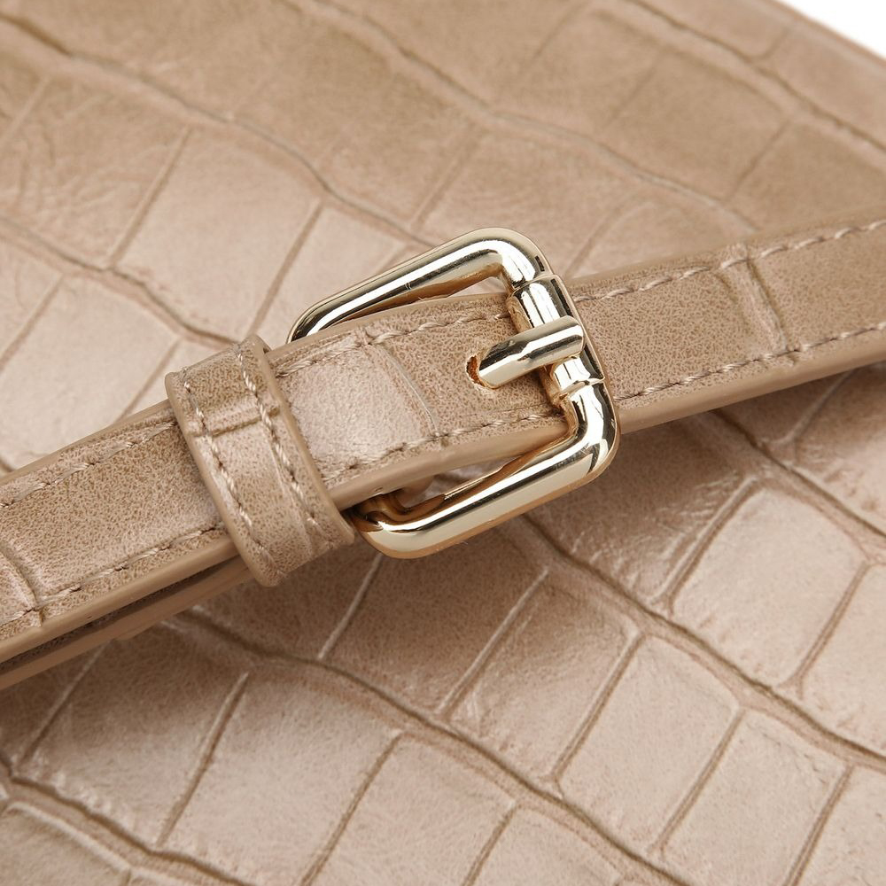 マッドクロコ　ビッグタッセルBAG