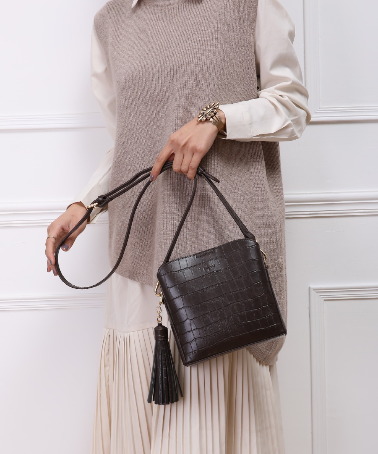 マッドクロコ　ビッグタッセルBAG