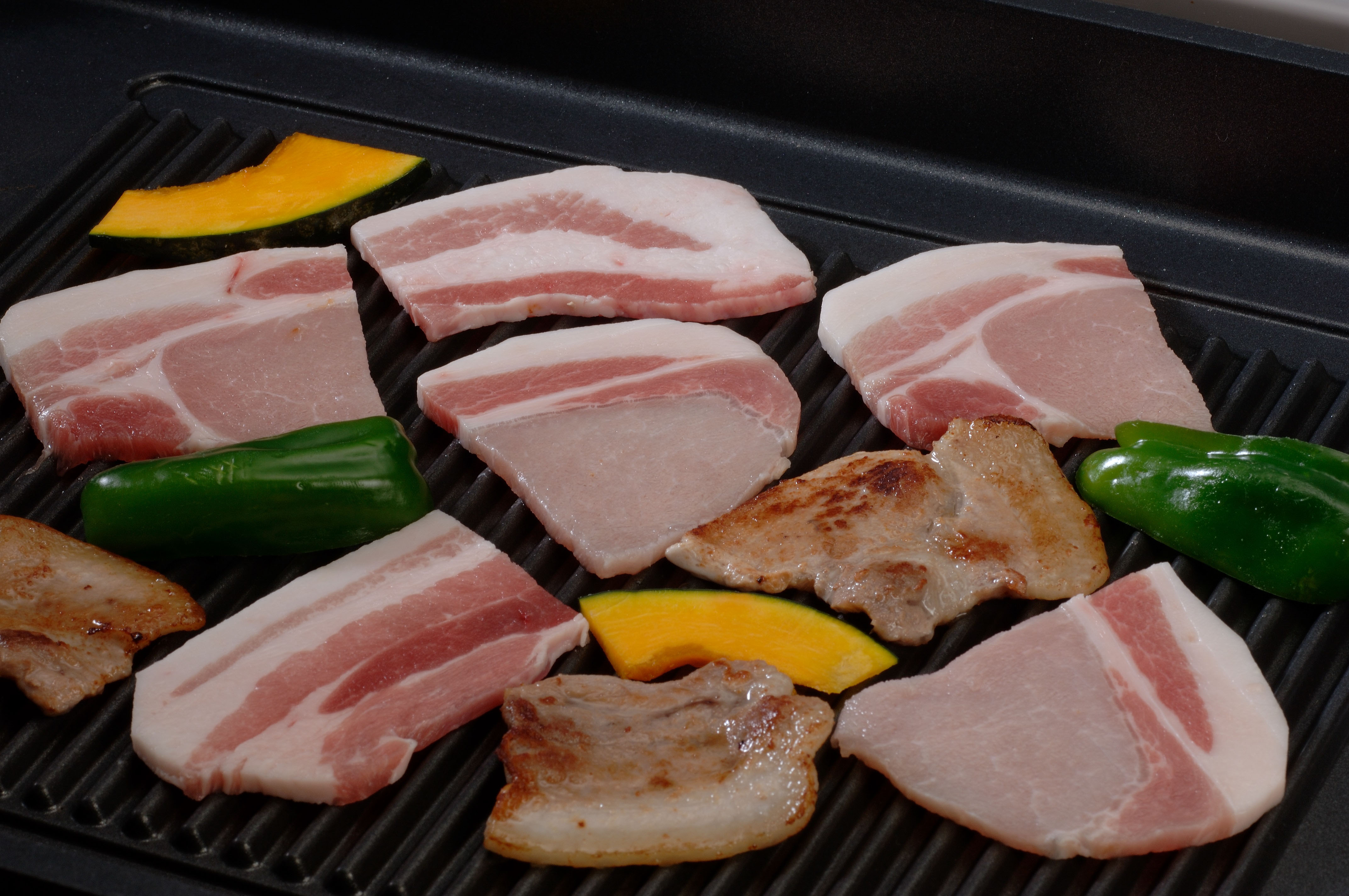 沖縄県ブランド豚「キビまる豚」焼肉セット