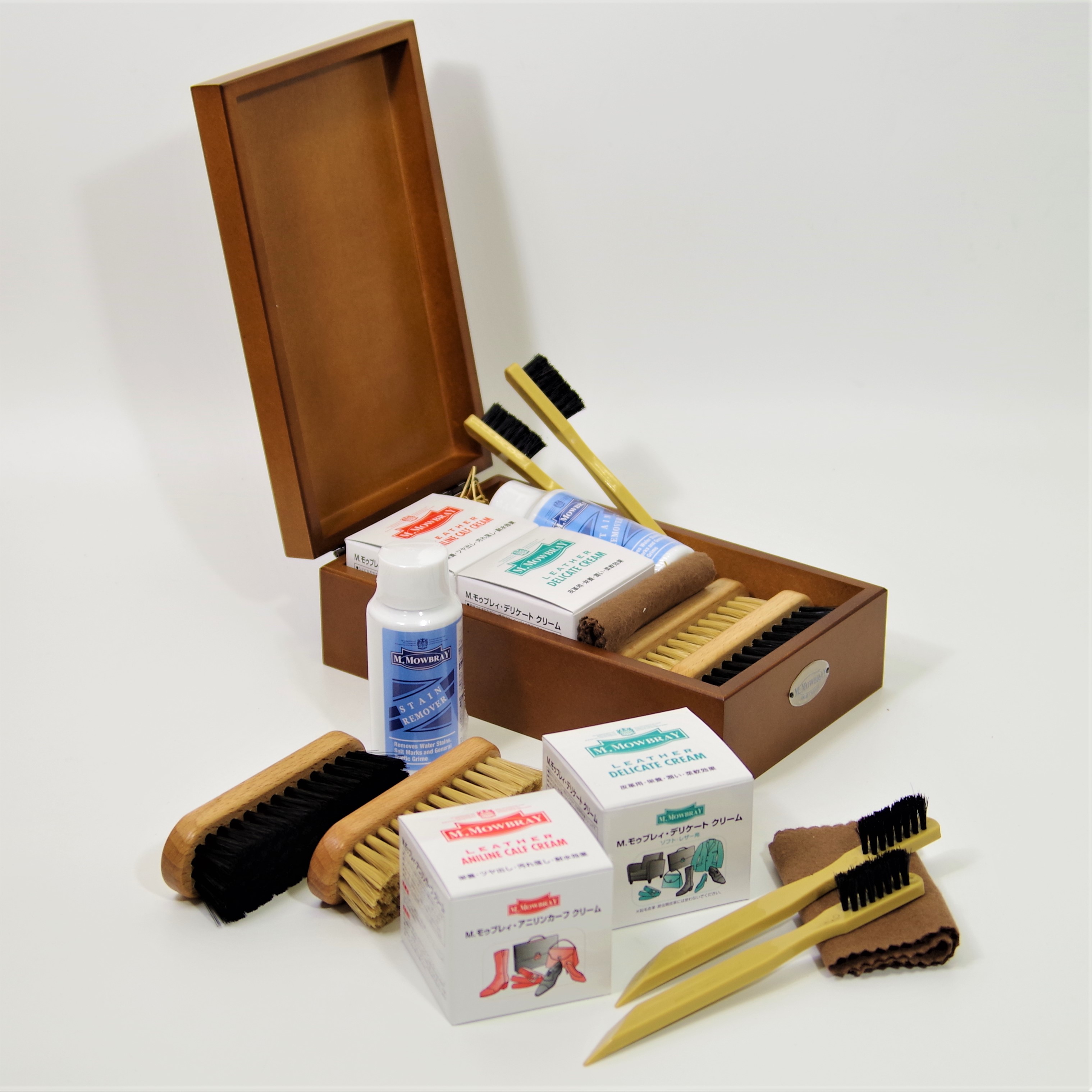 M.MOWBRAY M.モゥブレィ シューケア セントジョージセット/ ベーシックな革製品のお手入れはこれで完璧 M.モゥブレィ セントジョージセット シューケア