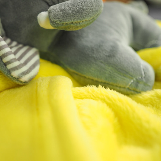 マスコット付きブランケット