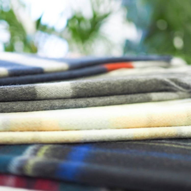 【刺繍名入れギフト】カシミヤ100% チェック大判ストール