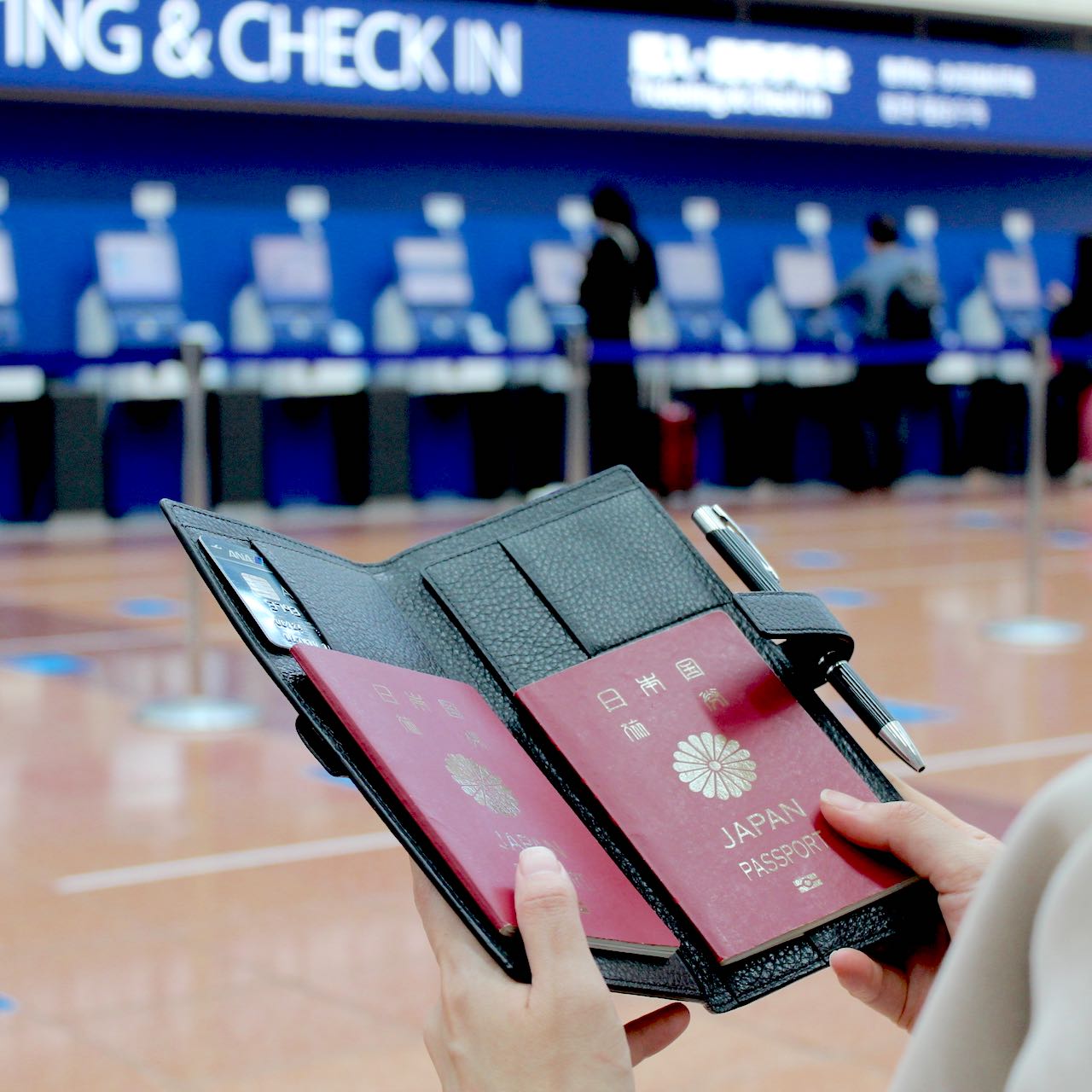 futari passport（フタリパスポート ）パスポートケース