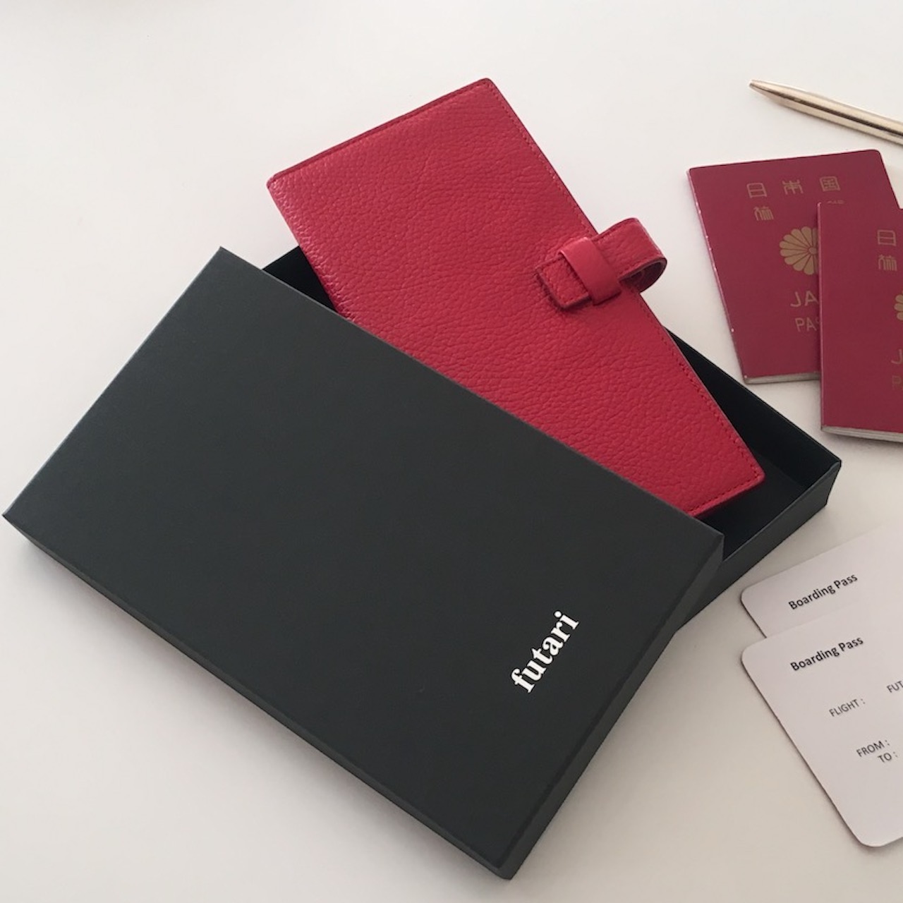 futari passport（フタリパスポート ）パスポートケース