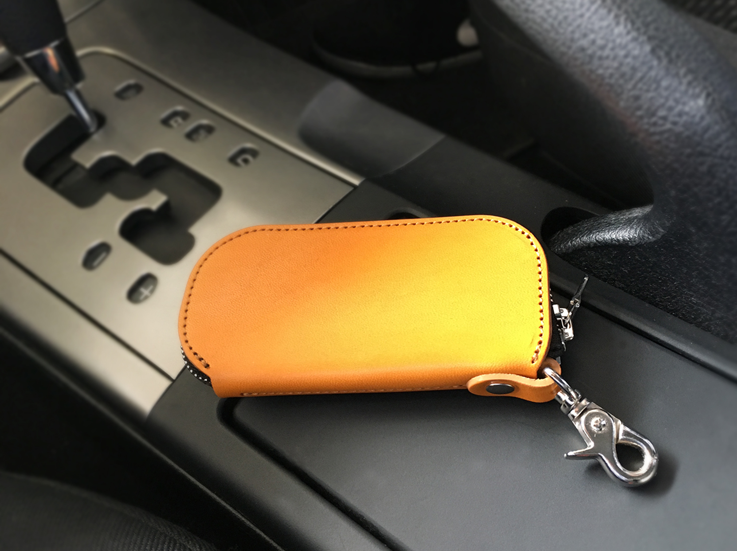 レザーキーケース