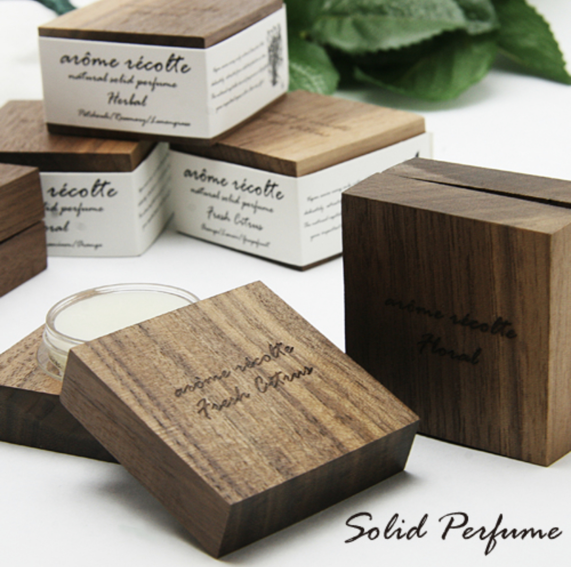 ナチュラルルームスプレー＆ソリッドパフューム　ギフトセット 