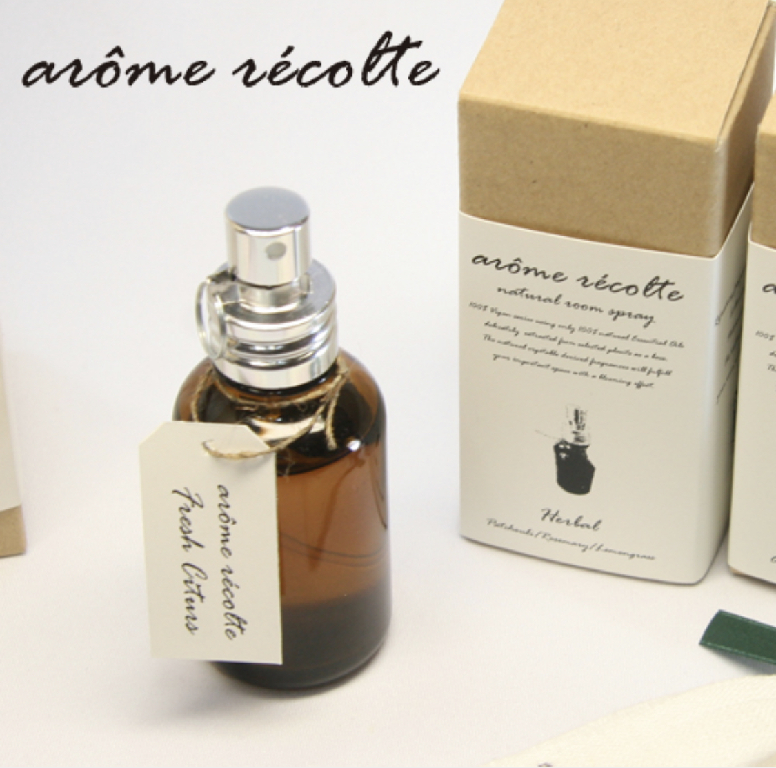 ナチュラルルームスプレー＆ソリッドパフューム　ギフトセット 