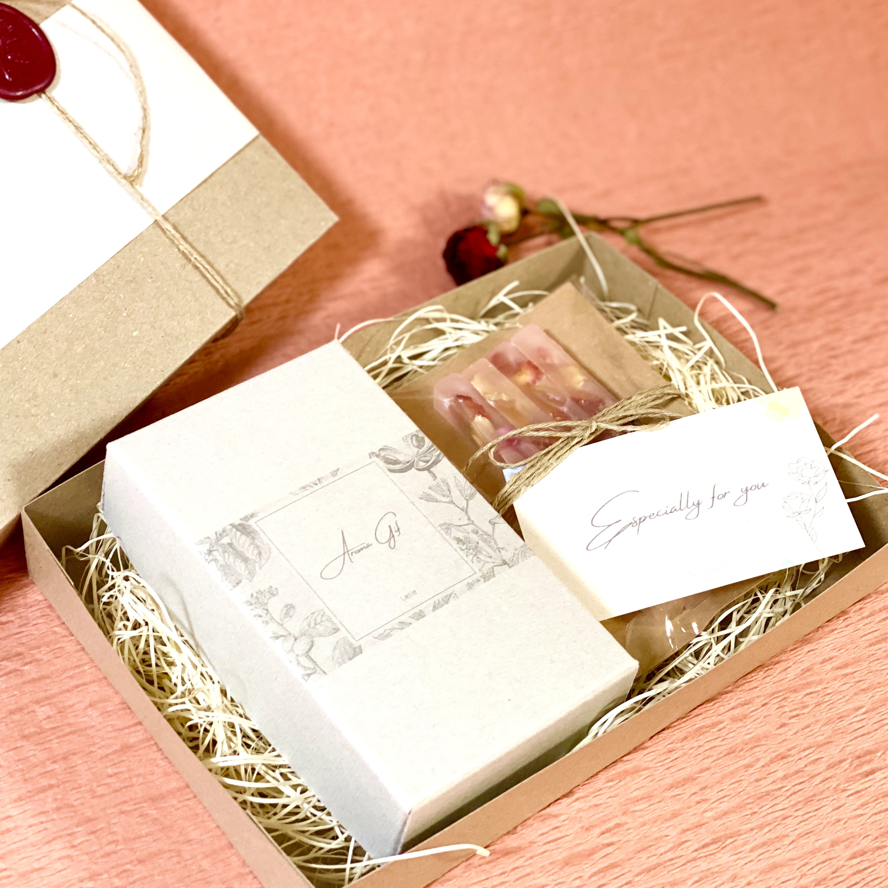 ナチュラルバスソルト＆ソリッドパフューム　ギフトセット 