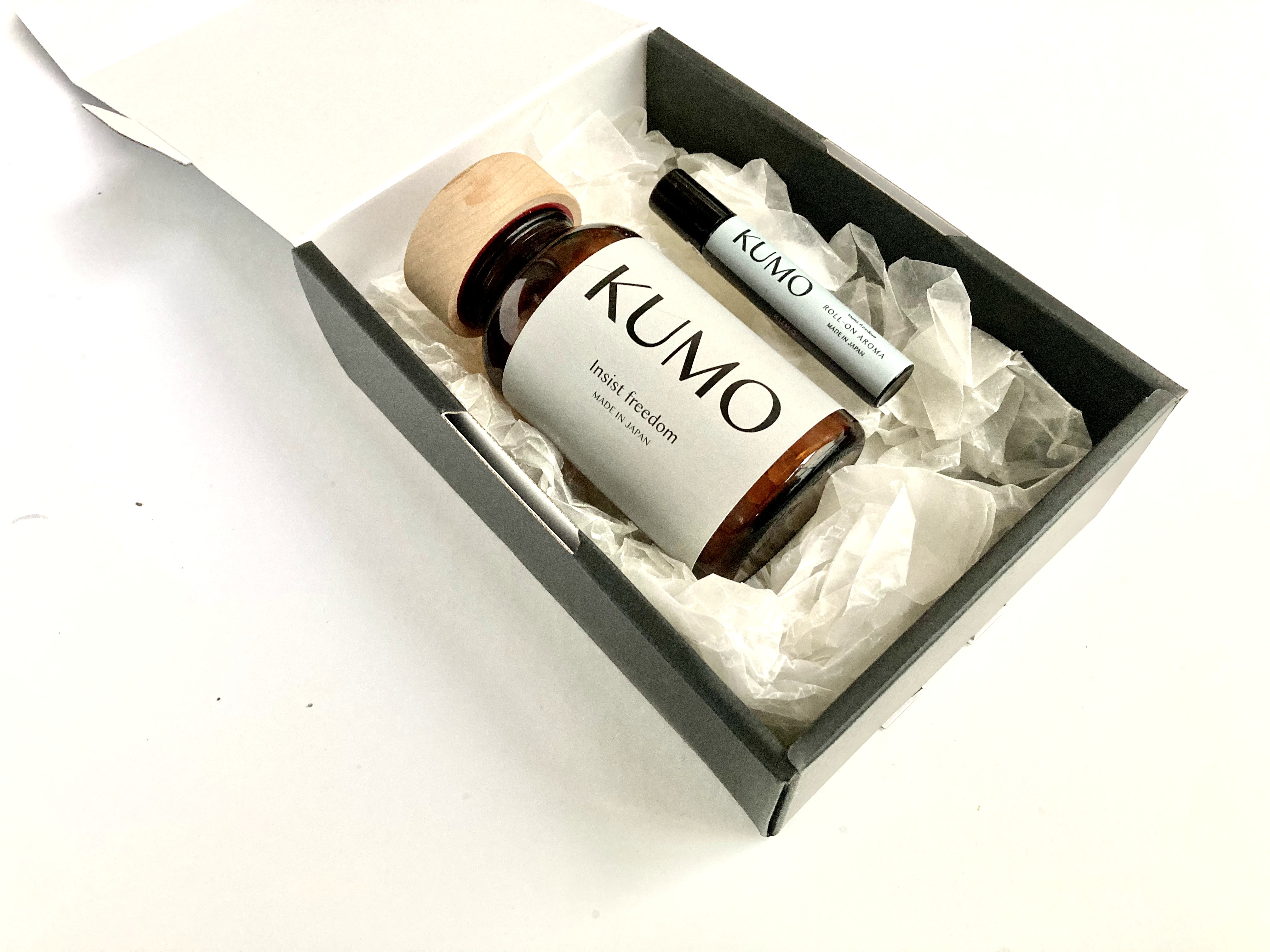 【KUMO】ロールオンアロマ＆バスソルトギフト