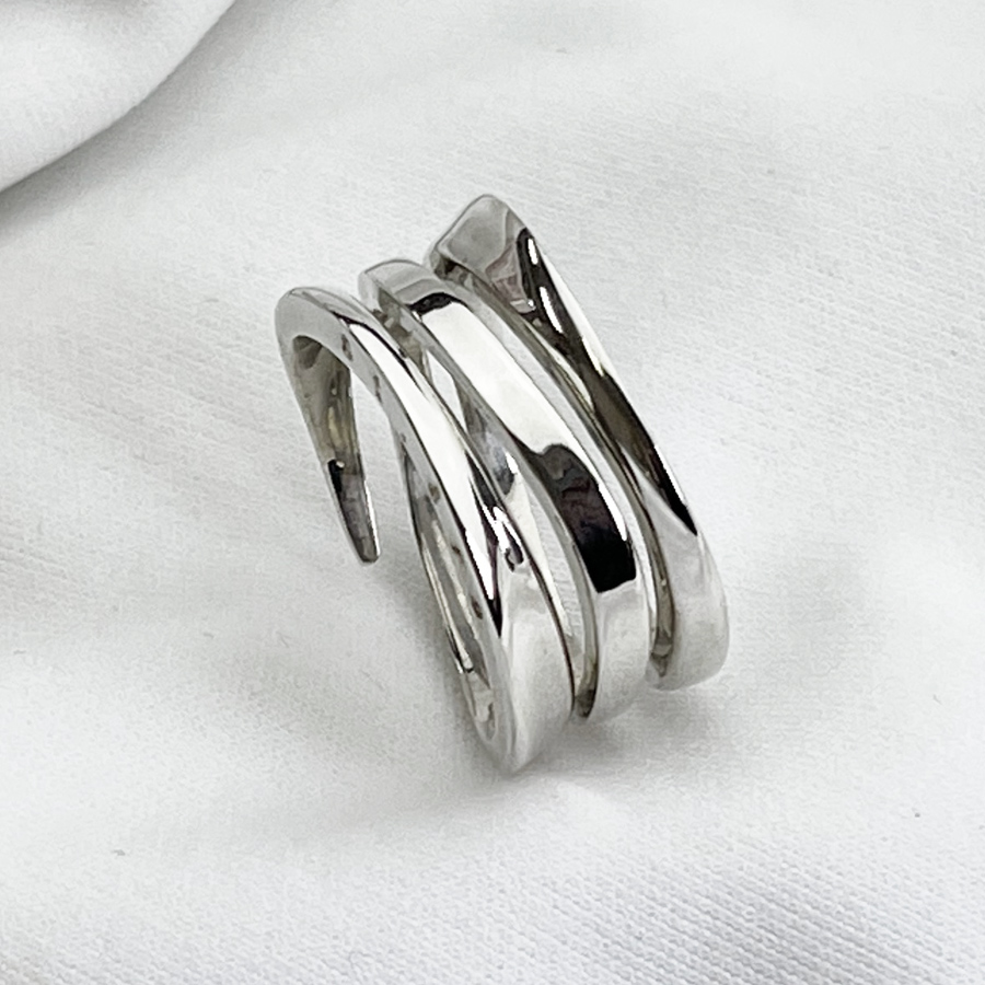 スパイラルリング