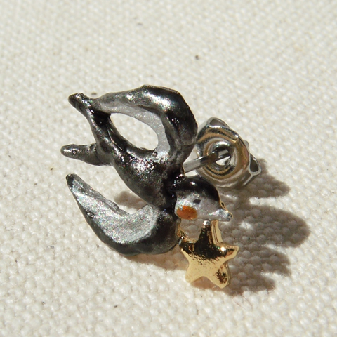 ナイトレ・ストロベリィピアス