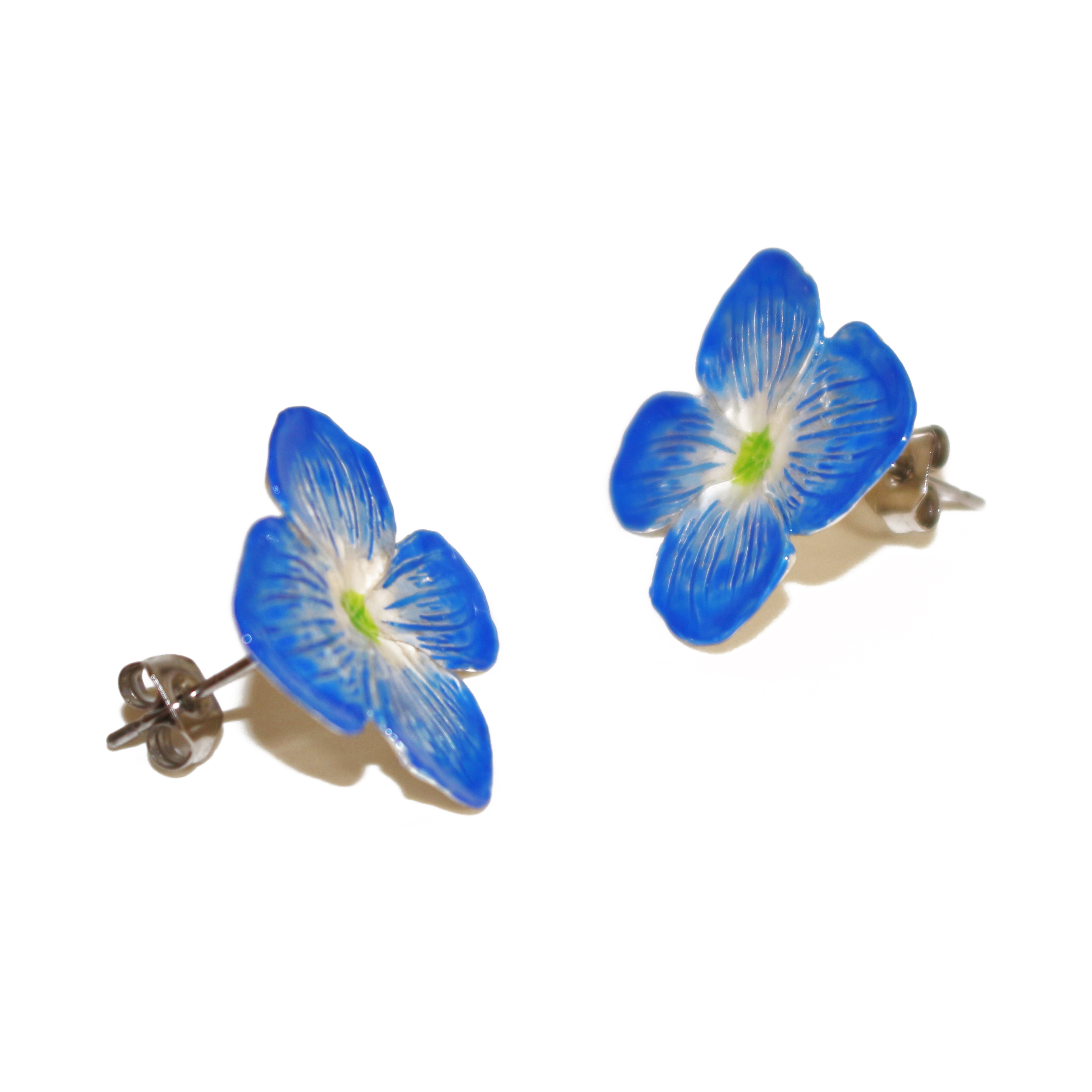 ベロニカオックスフォードブルーピアス