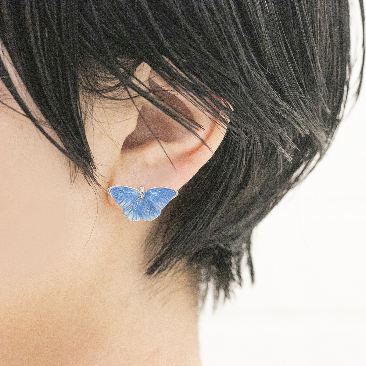 モルフォチョウピアス