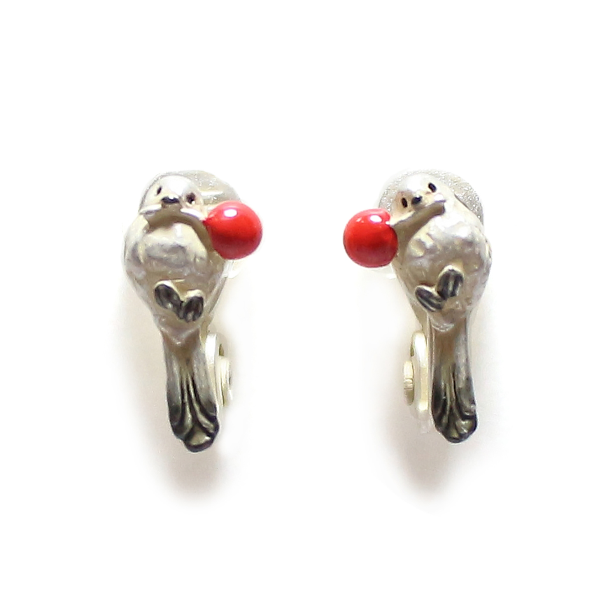 シマエナガイヤリング