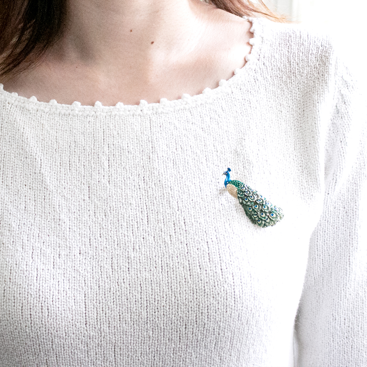 孔雀ブローチ