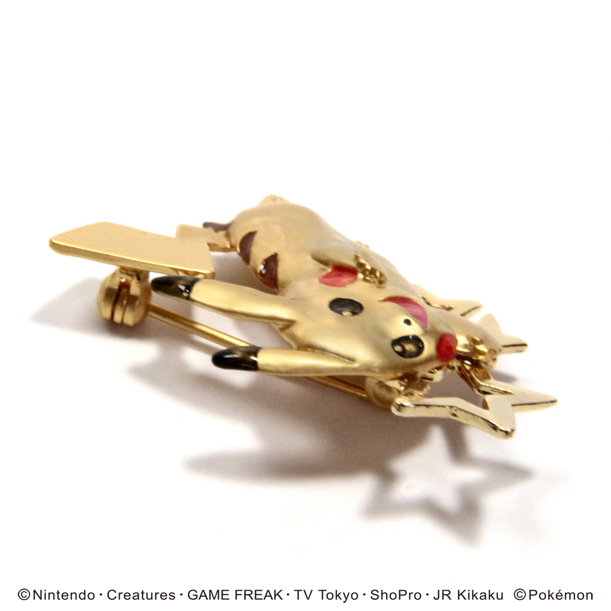 ピカチュウブローチ