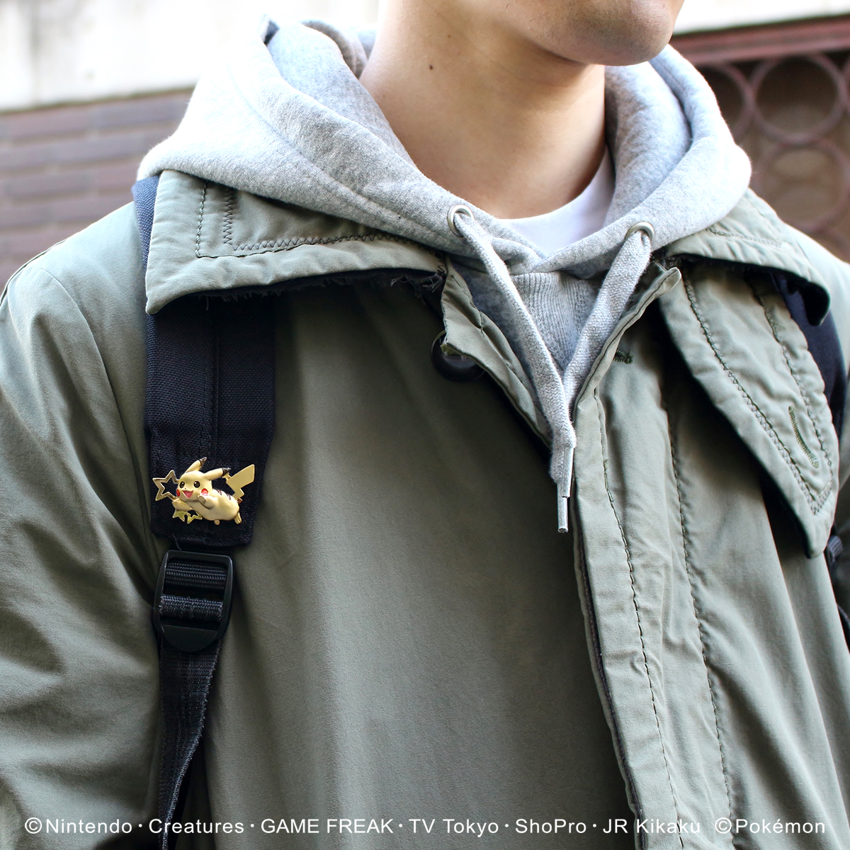 ピカチュウブローチ