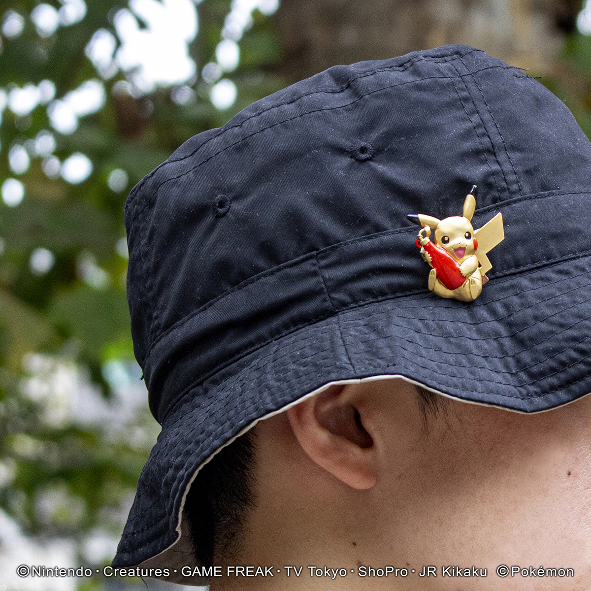 ピカチュウとケチャップ　ブローチ