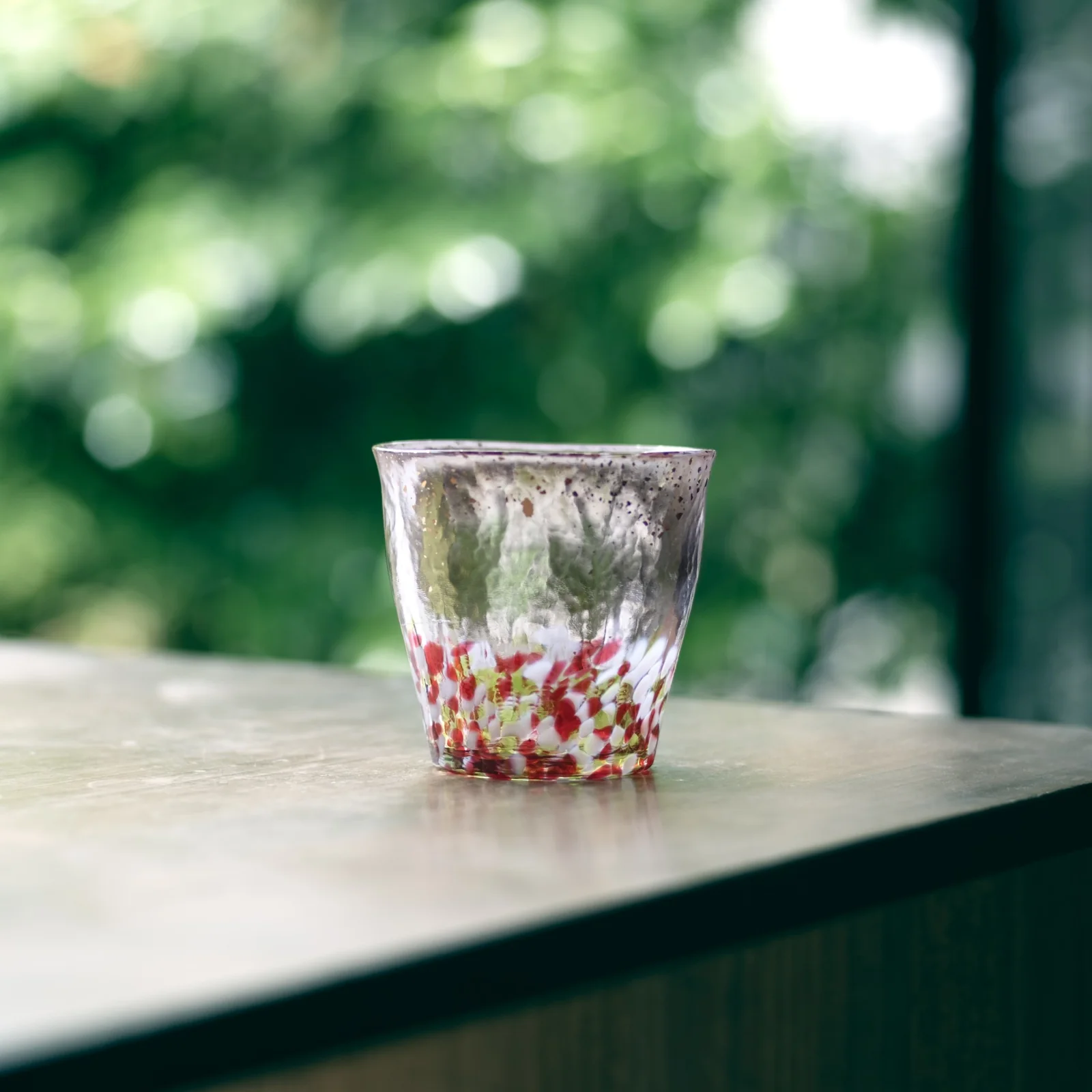 津軽びいどろ 氷華 金彩ロックグラス　木箱入り