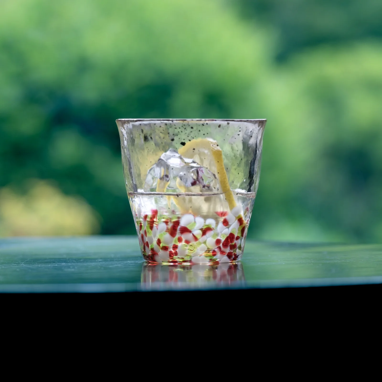 津軽びいどろ 氷華 金彩ロックグラス　木箱入り