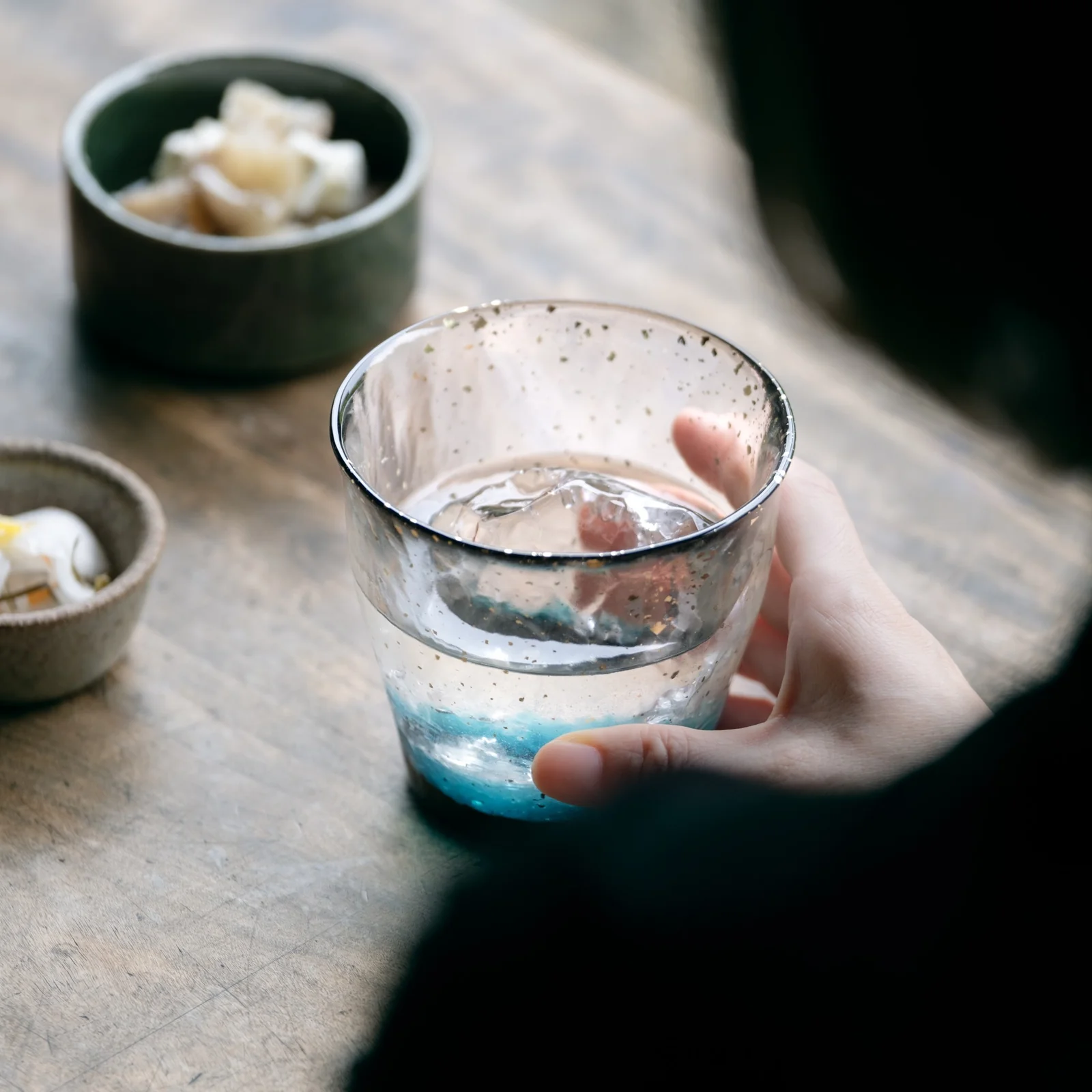 津軽びいどろ 氷華 金彩ロックグラス　木箱入り