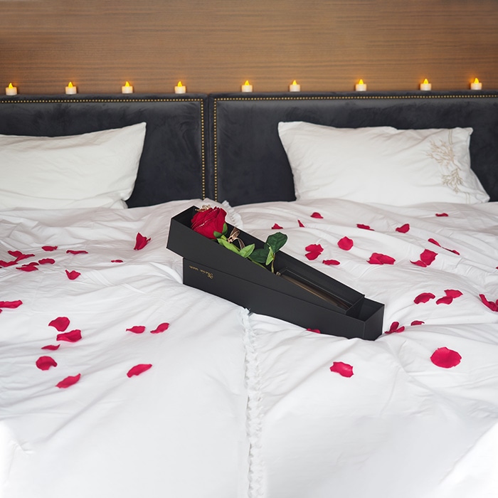 メッセージローズ赤バラ（バラと花瓶のセットギフト）