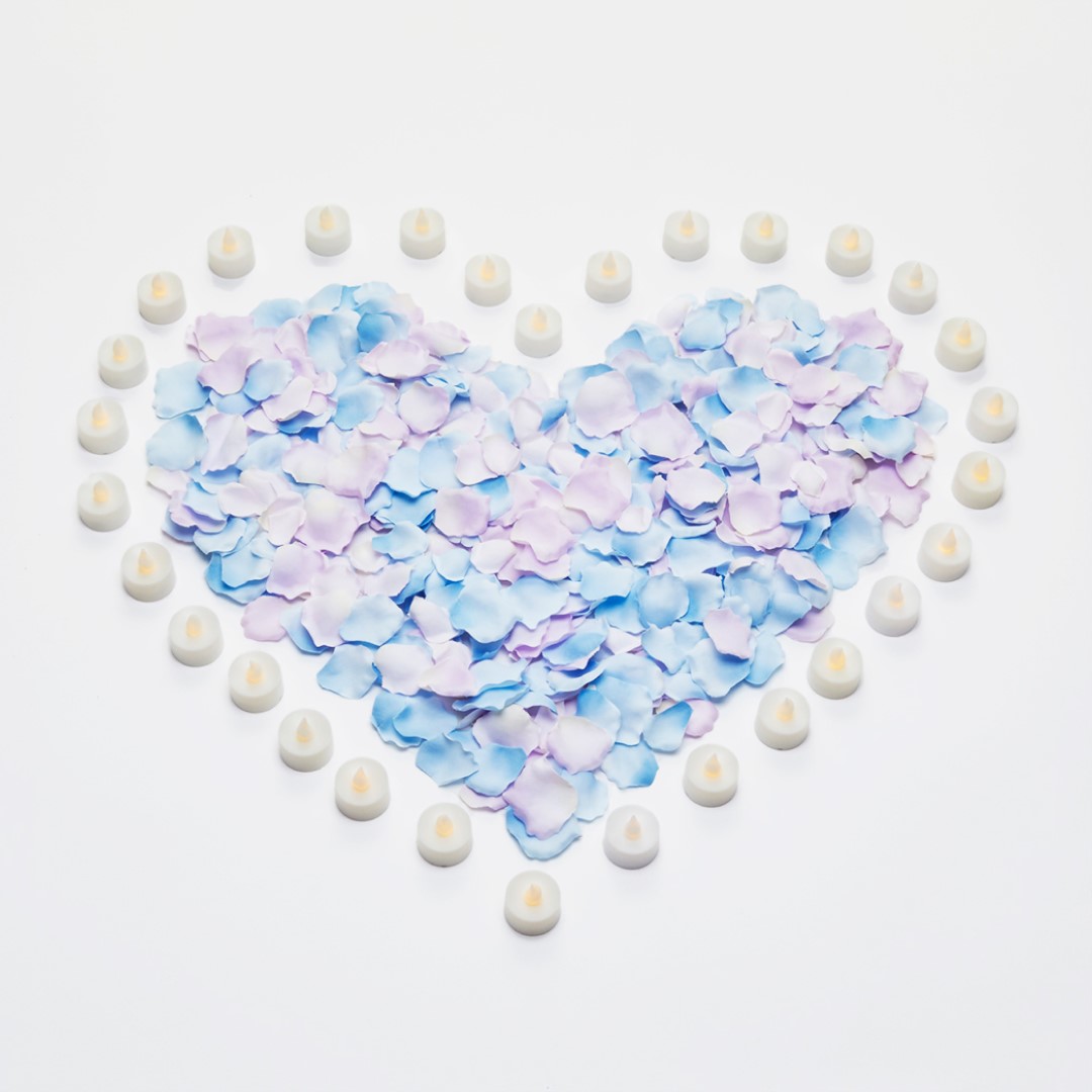 【サプライズ演出セット】プレミアム（バラの花びら400枚＋LEDライト30個）