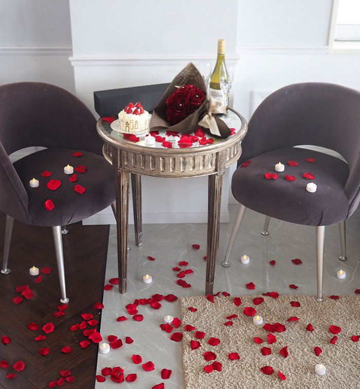 【サプライズ演出セット】プレミアム（バラの花びら400枚＋LEDライト30個）