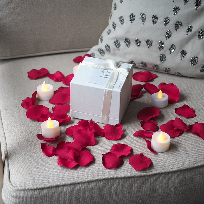 【名入れギフト】誕生石ローズボックス