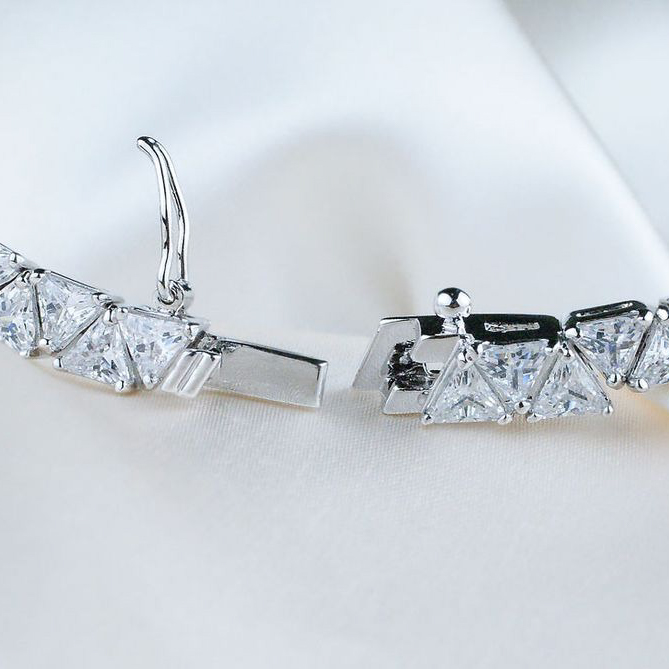 【Clementia】ダイアナ トリリアントカット ブレスレット＆ピアス セット