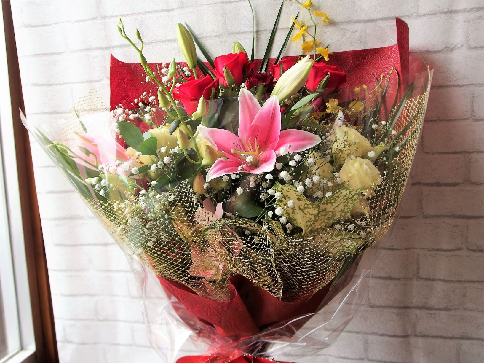 迫力ある花束でお祝い