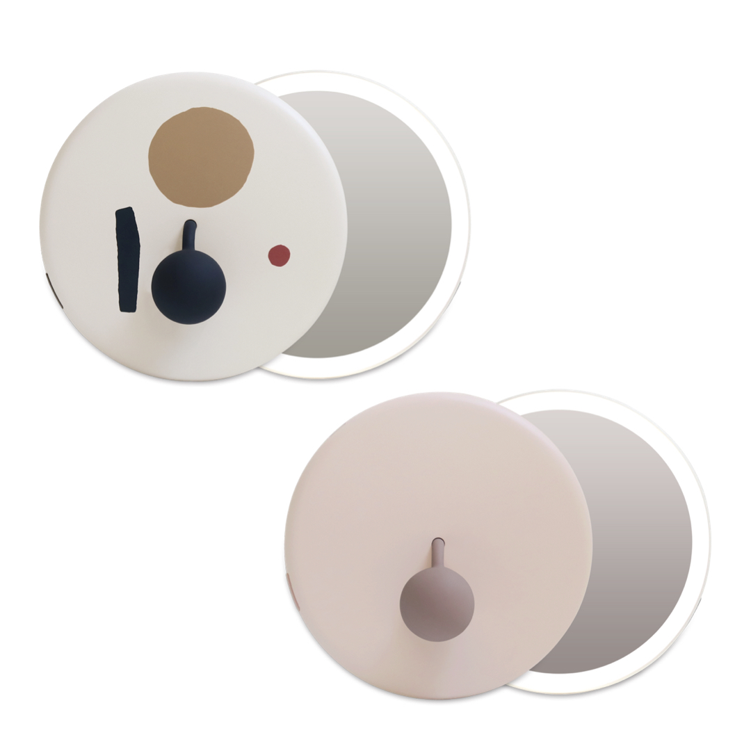 HANDHELD MAKEUP MIRROR（LEDハンドミラー）