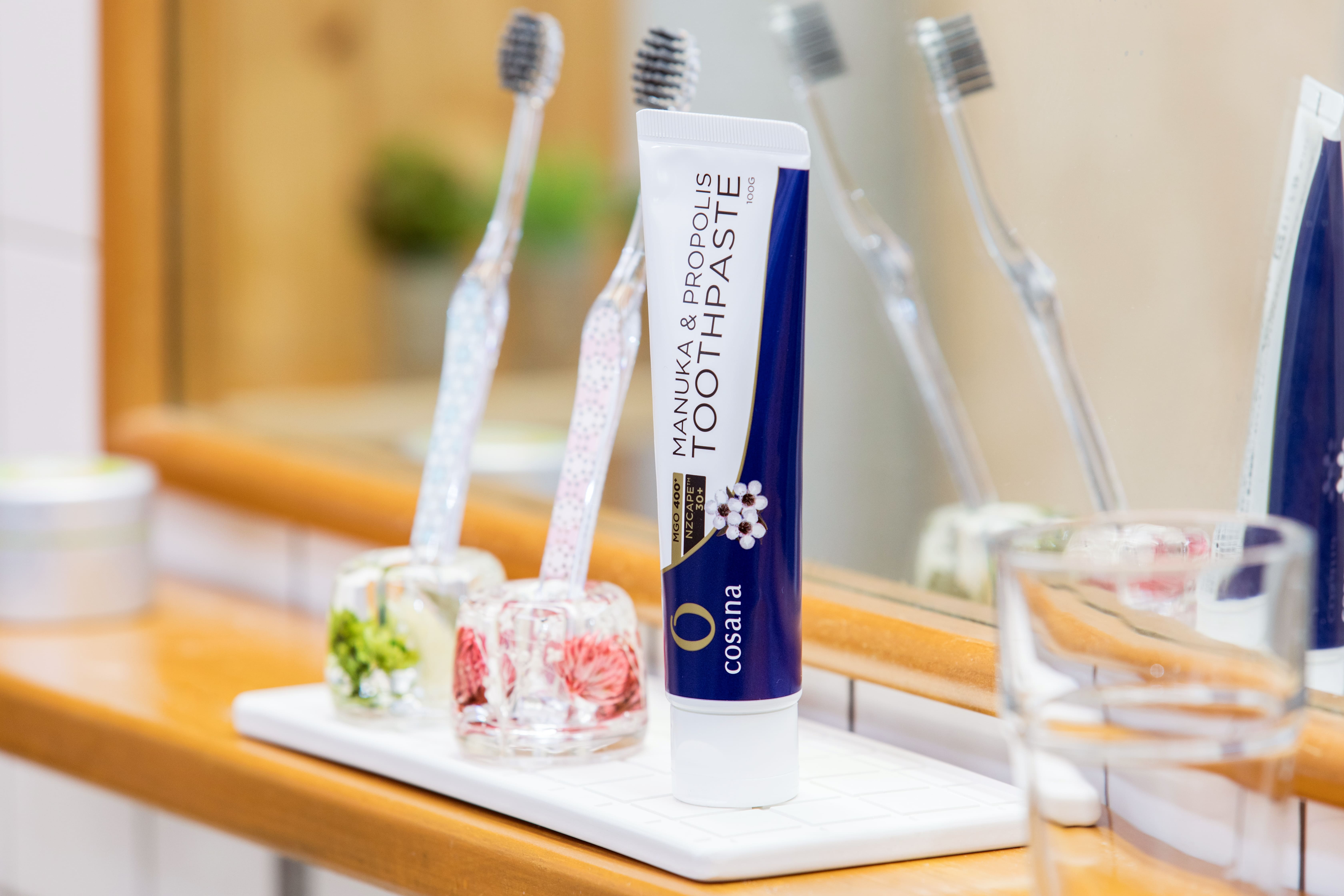 ニュージーランド産プロポリス入りマヌカハニーMGO400＋歯磨き・マヌカとオリゴのハンドクリームセット