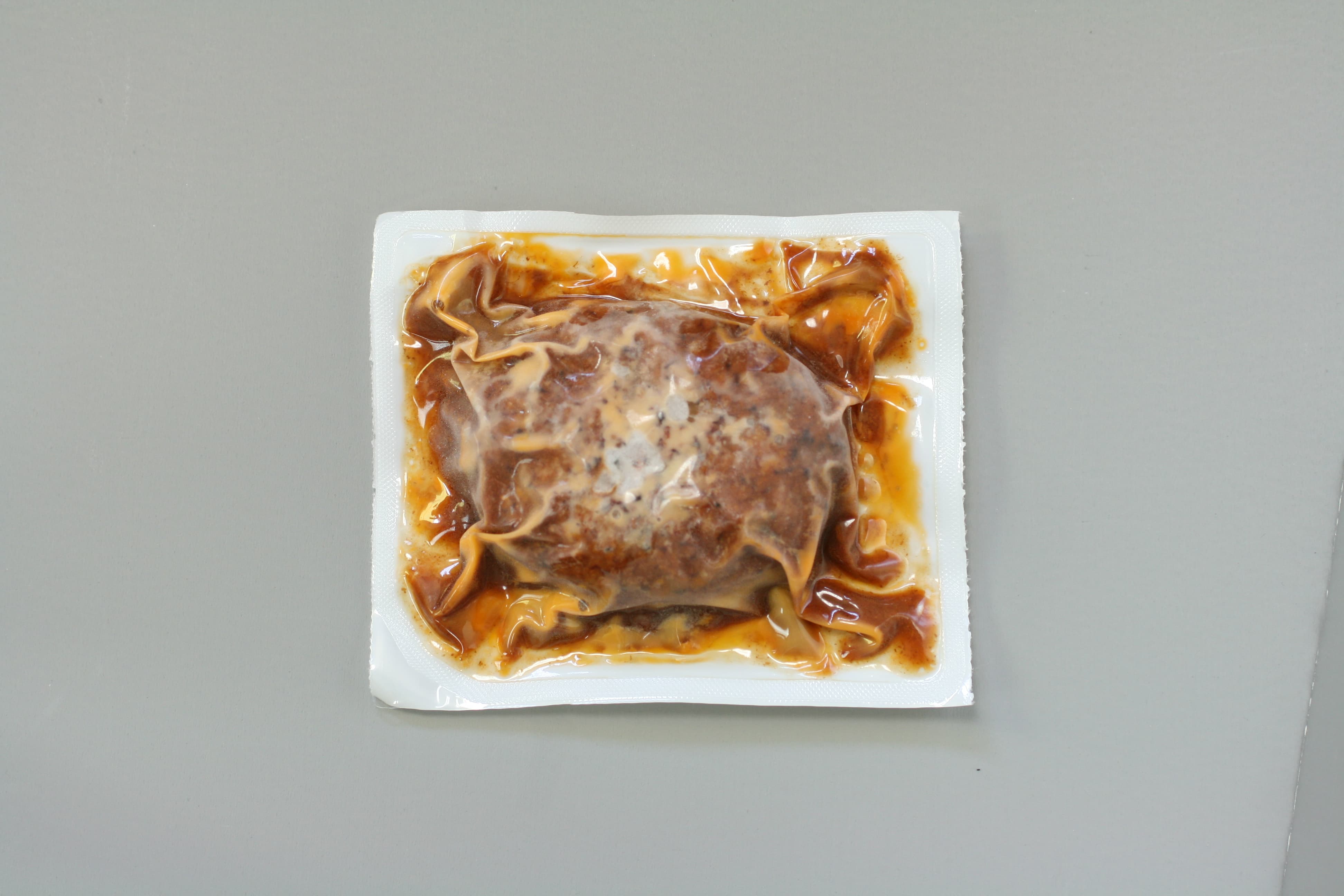 デミグラスソースハンバーグ　6個