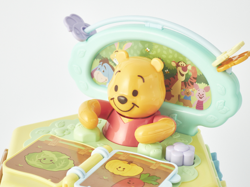 はじめて英語 くまのプーさん 絵本でおしゃべり！ゆびさき知育いっぱい