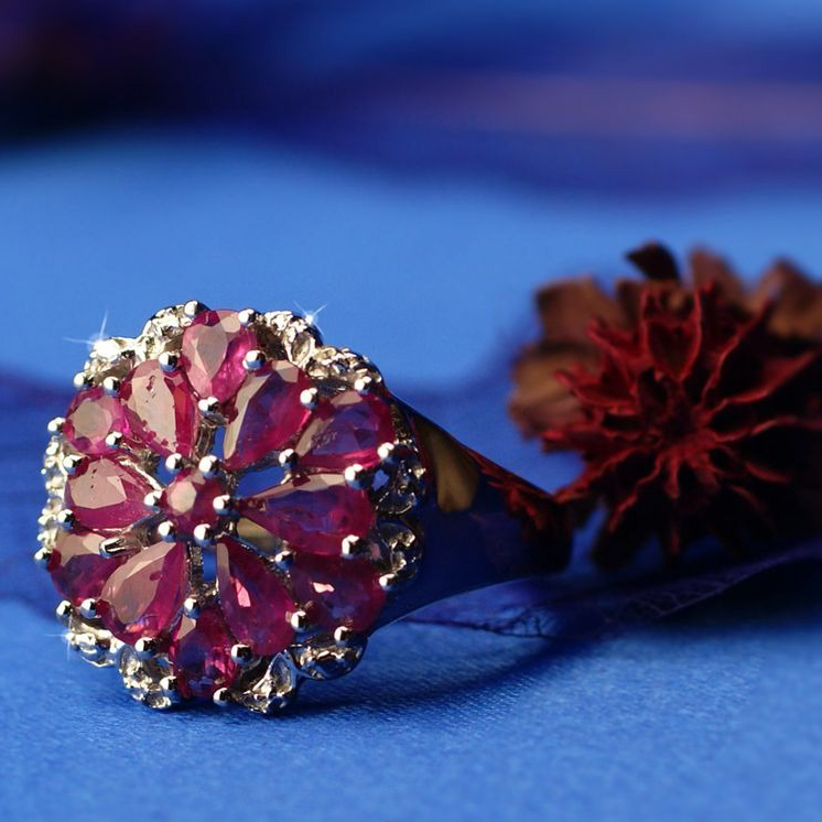 【Clementia】ルビー カクテルリング ペアードロップ カットリング