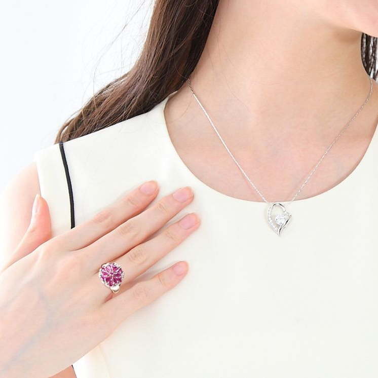 【Clementia】ルビー カクテルリング ペアードロップ カットリング