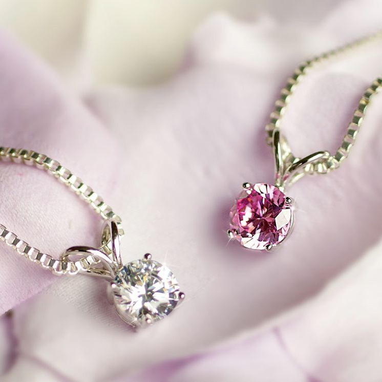 【Clementia】ラウンドブリリアントカットソリティアネックレス