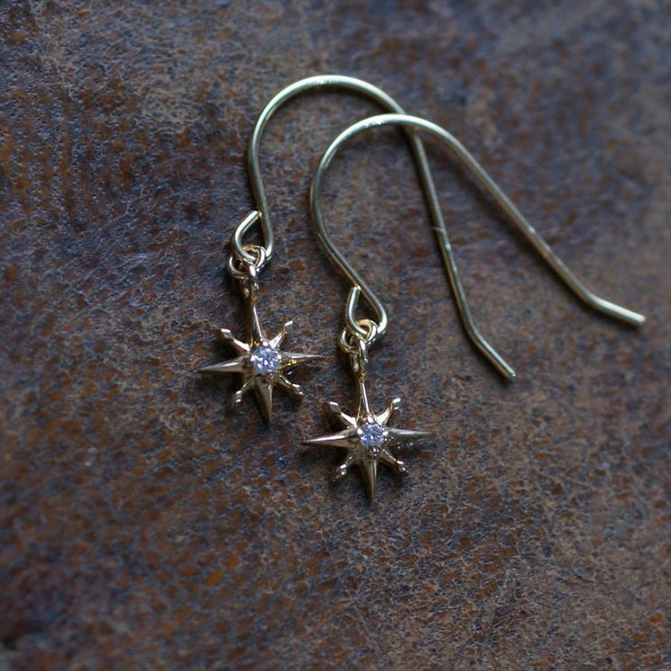 【Clementia】K18 イエローゴールド ヘリオス ダイヤモンド ピアス