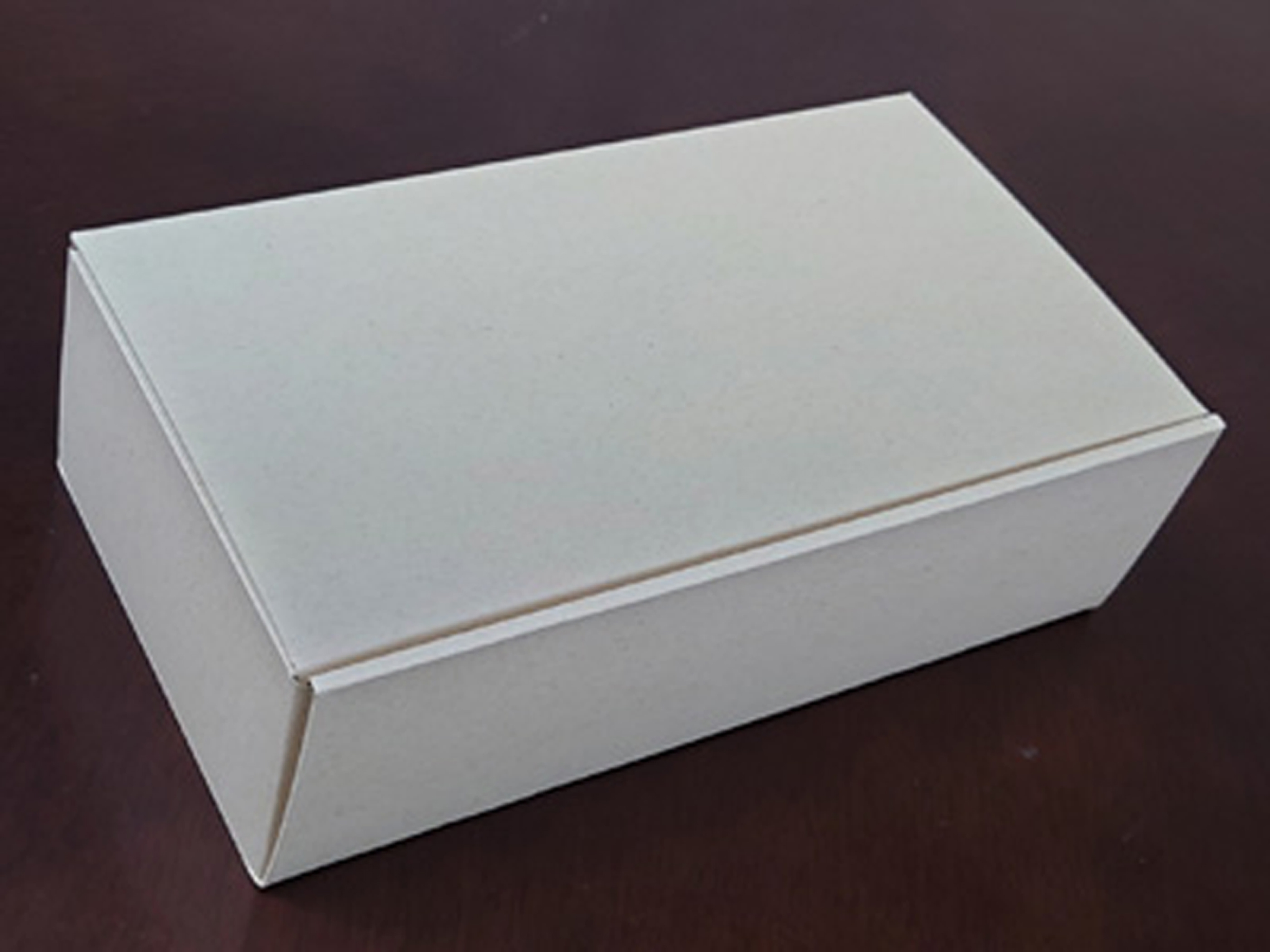 ニュージーランドギフトセット（マヌカハニーとマヌカハニーキャンディ・キウイフルーツワイン）