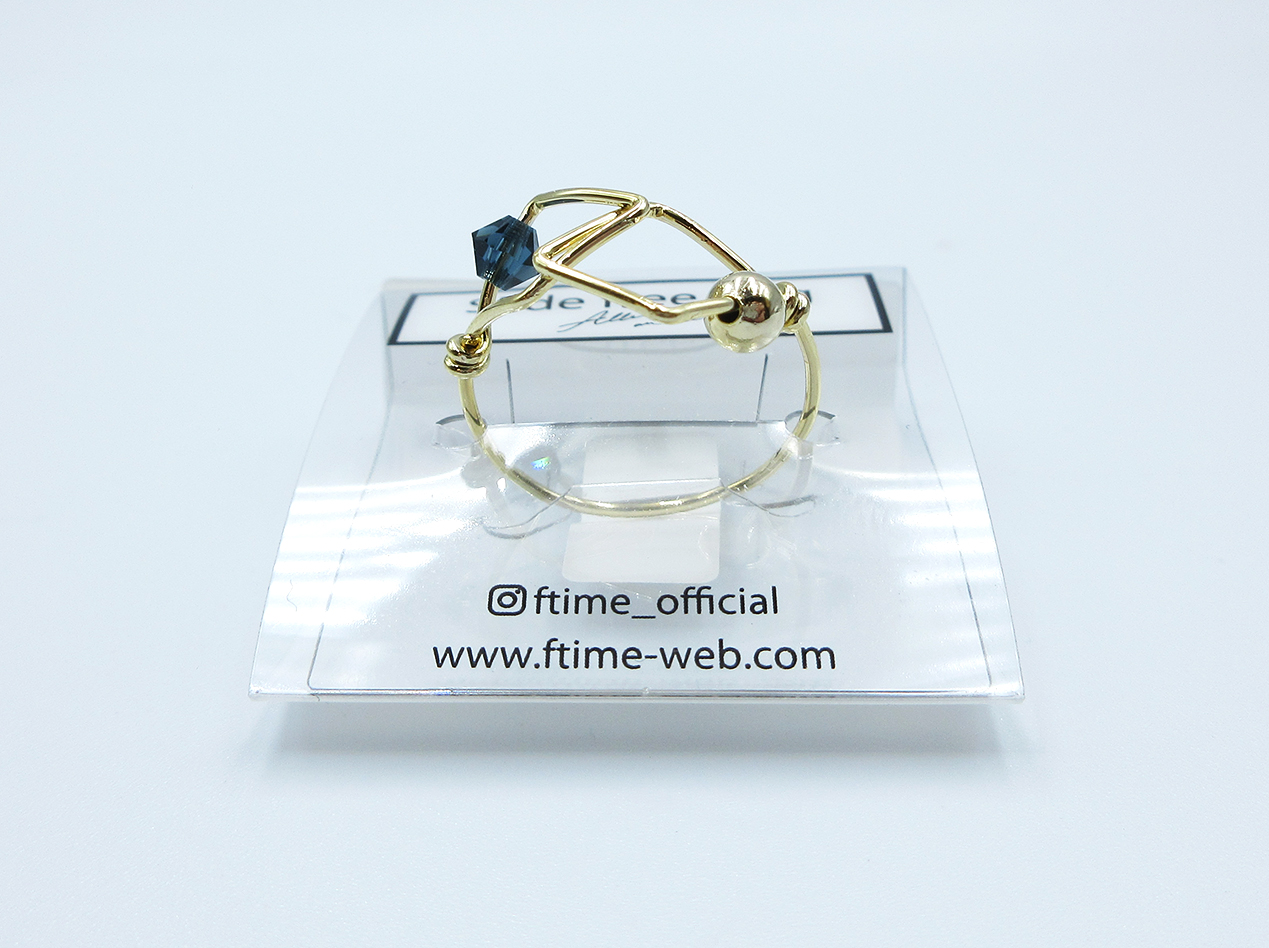 ✨特別な絆✨　② イヤリング価格となっております 色が変わる金木犀イヤリング/ピアス | Pay ID