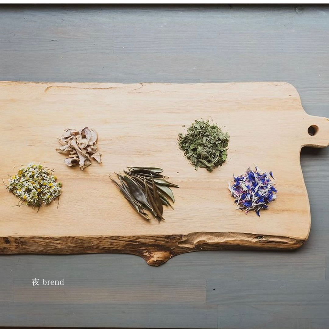 【マダムロミ】HARIOボトル＆ハーブティーギフト（２種）