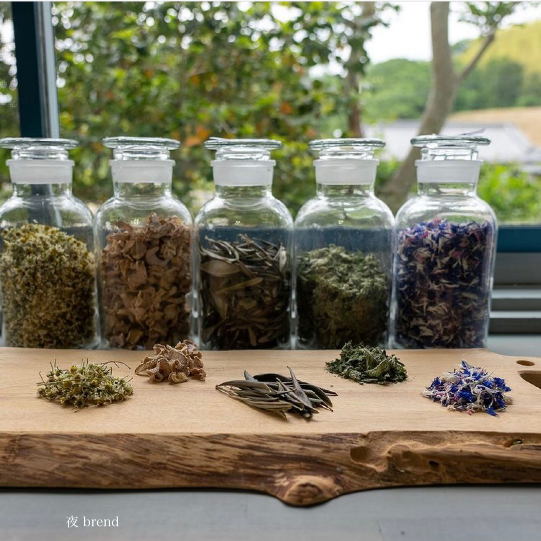 【マダムロミ】HARIOボトル＆ハーブティーギフト（２種）