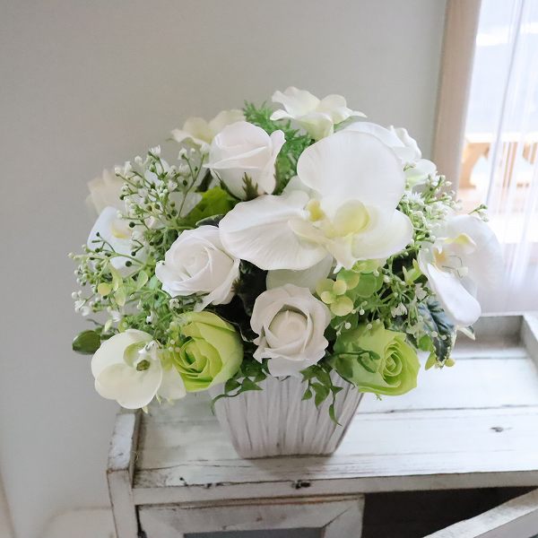 胡蝶蘭お供えアレンジメント