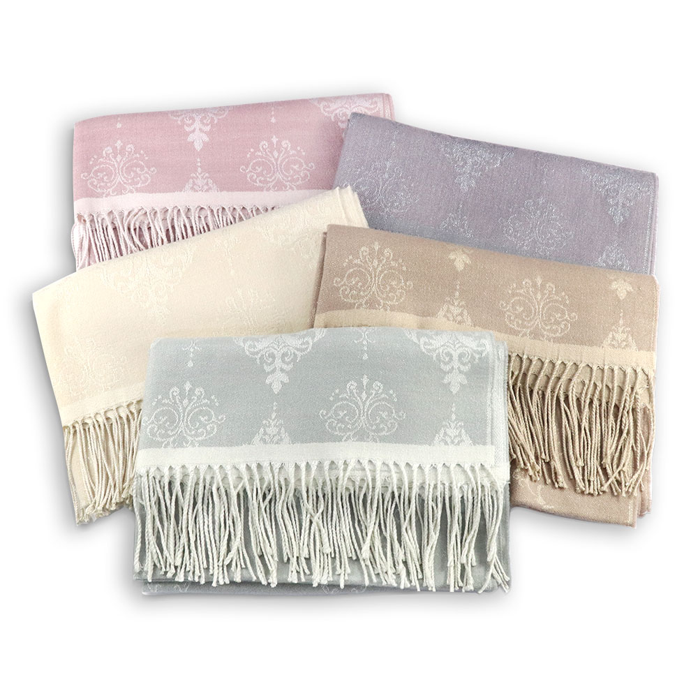 ロイヤル柄ラメジャガードストール