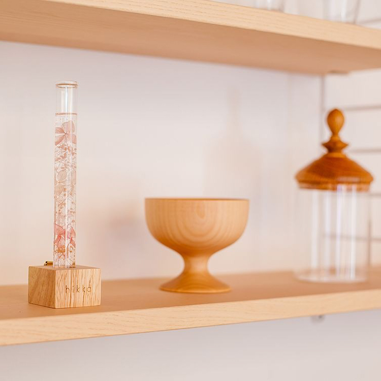 Amazon | 試験管 プラスチック 容器【5本セット】透明 密閉 蓋付き 45ml 瓶 プラスチック 試験管 実験セット キャップ付き  ハーバリウム プラスチック試験管 アルミキャップ付き 軽量 持ち運び簡単 DIY テストチューブ サンプル保存 多用途 | 試験管 |  産業・研究開発用品 