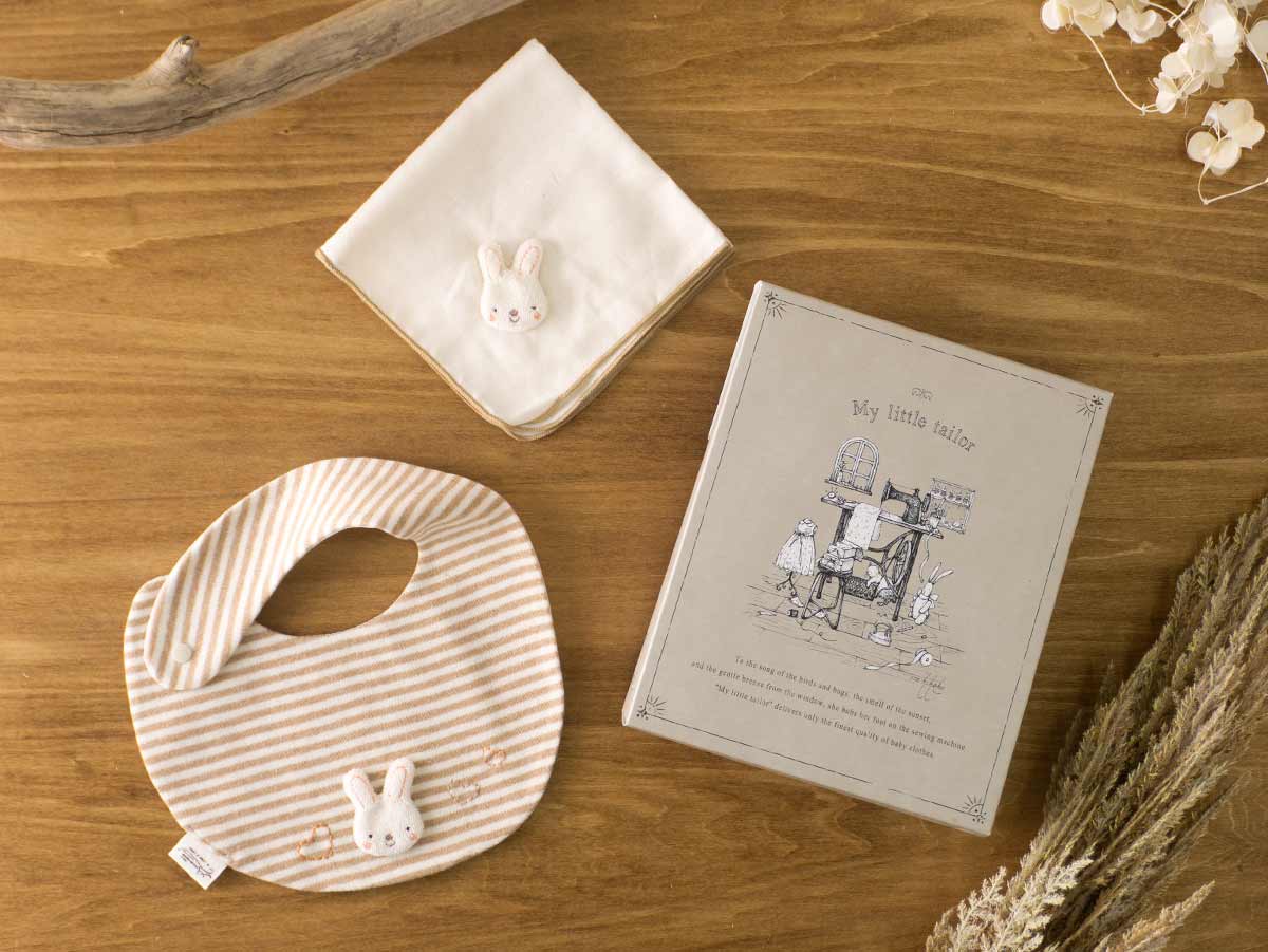 ＜オーガニック＞スタイ/ハンカチセット(クマ・ウサギ)