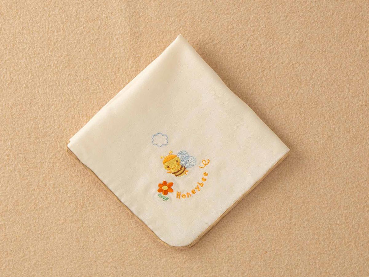 ＜オーガニック＞ミツバチカバーオールとハンカチ