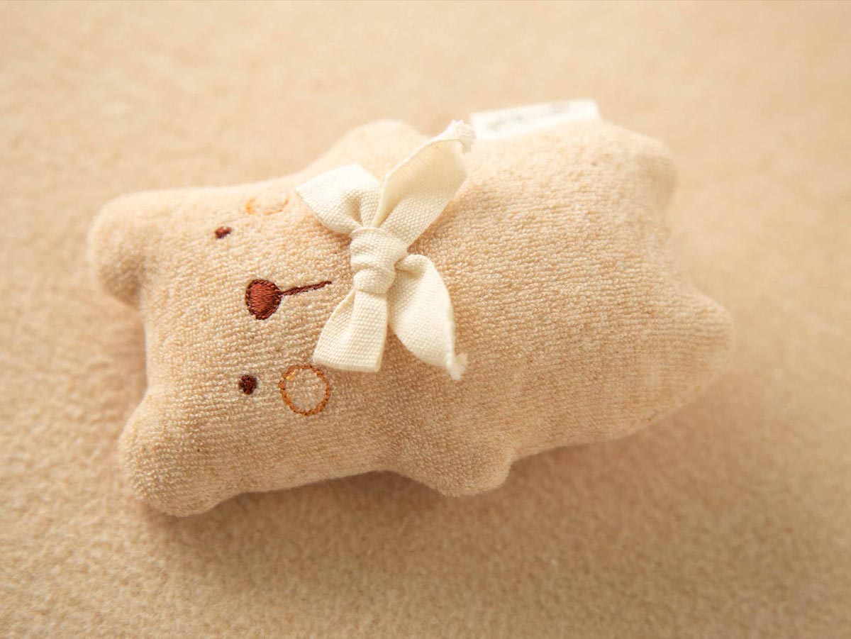 ＜オーガニック＞クマの三角スタイとにぎにぎ